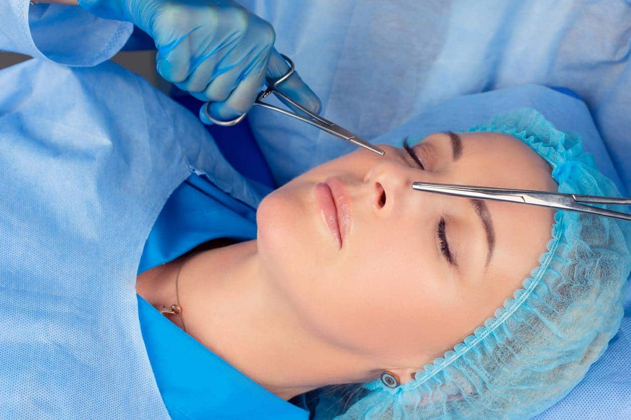 chirurgie du nez, opération de rhinoplastie